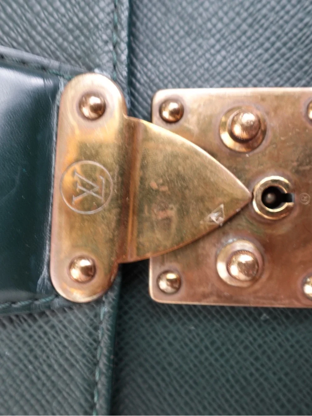 Louis Vuitton classic dark